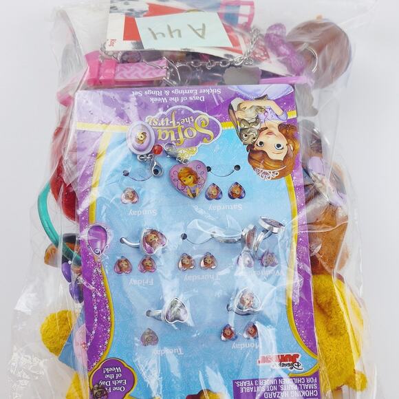 Disney & Others Girls Mystery Jewelry Bundle – 1.6 Pound AS-IS Lot A44 - Picture 4 of 5